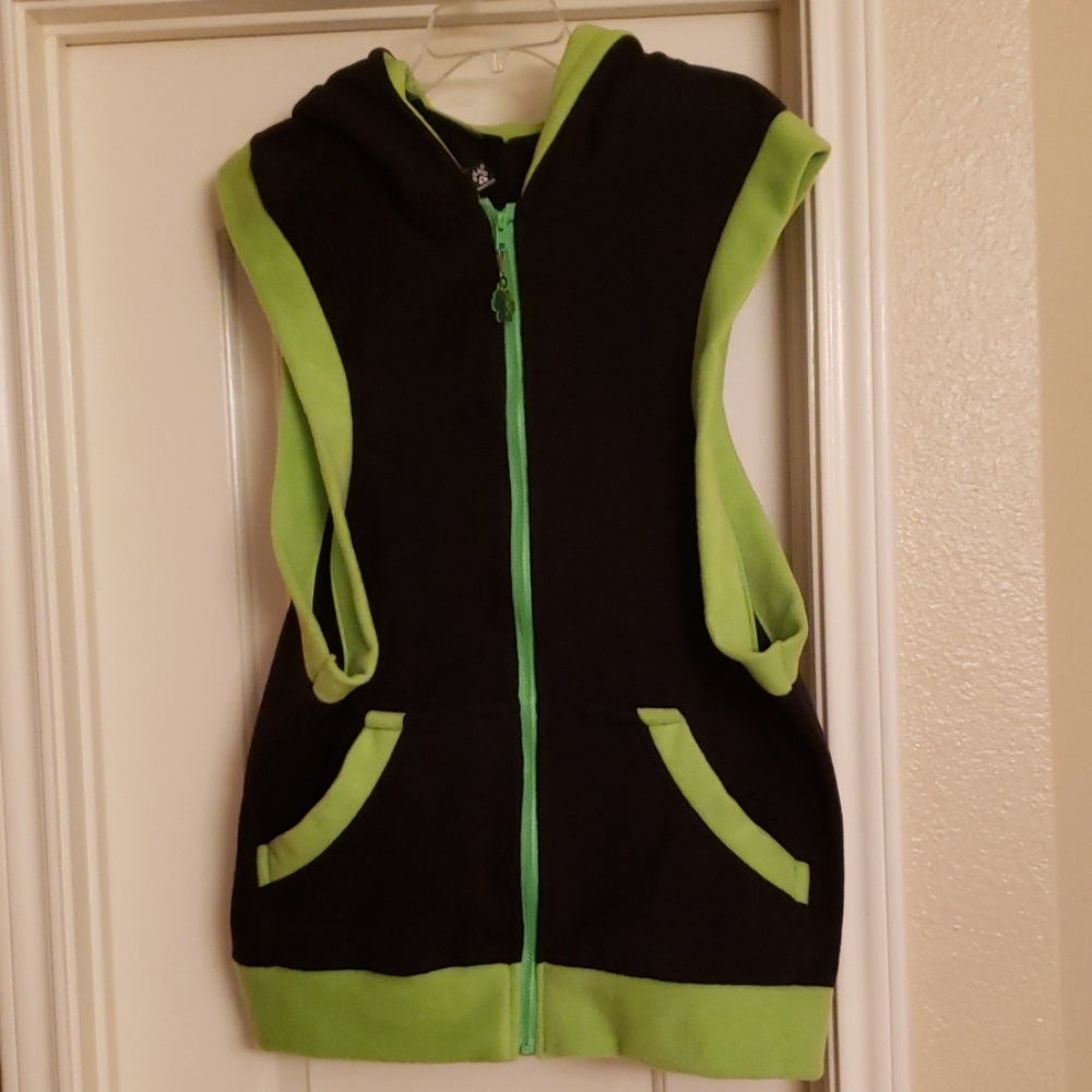 Pawstar sleeveless wolf hoodie